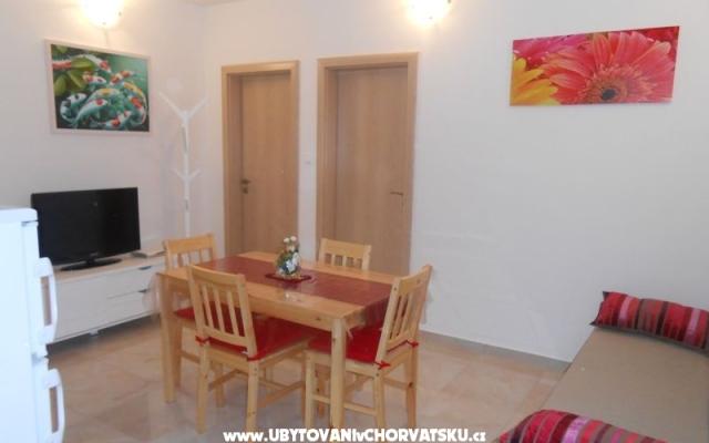 Kuća za odmor Marinela – Accommodation Tisno Kroatië