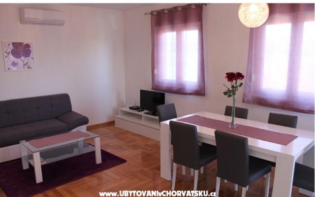 Apartman Anadina KOMFOR KRAJ PLAŽE – Accommodation Trogir Kroatië