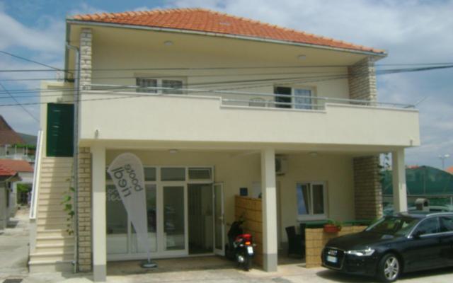 Apartman Laura – Accommodation Trogir Kroatië