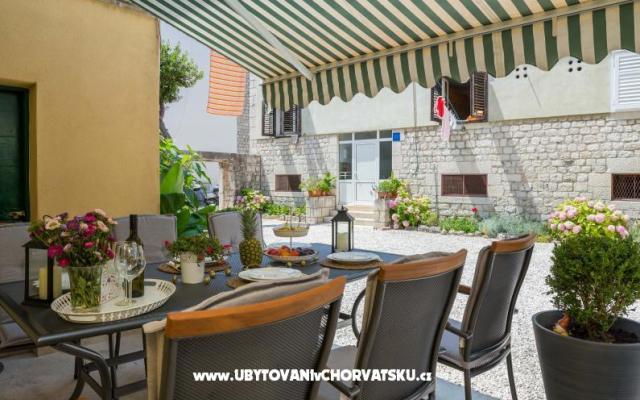 Apartman Pere – Accommodation Trogir Kroatië