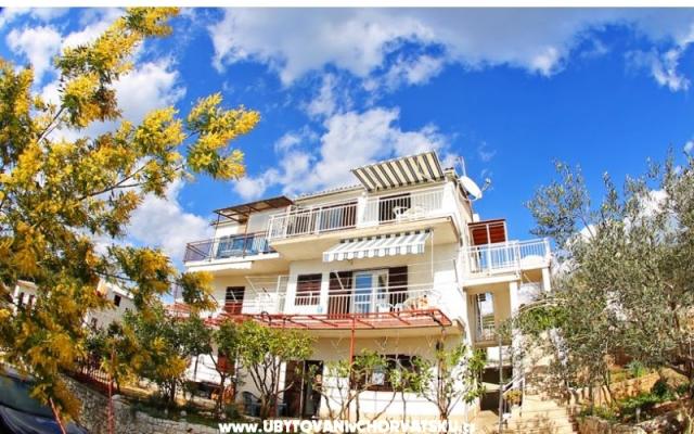 Apartmani Gabric Čiovo – Accommodation Trogir Kroatië