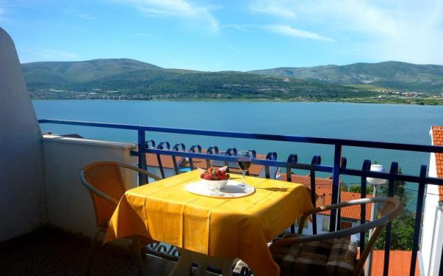 Apartmani Milan Rogulj – Accommodation Trogir Kroatië