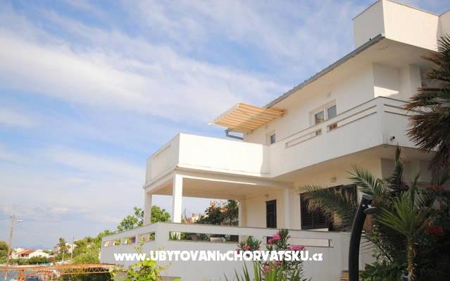 Apartmani Neva – Accommodation Trogir Kroatië