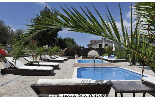 Villa Silvia  – Accommodation Trogir Kroatië