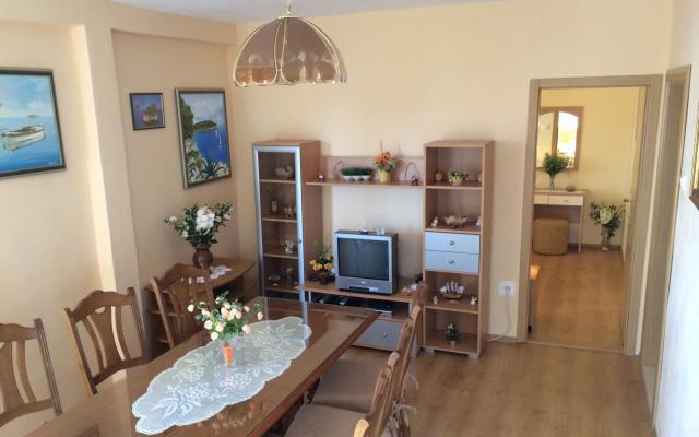 Apartments Belas – Accommodation Trogir Kroatië