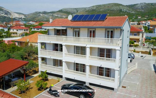 Apartments Jozic – Accommodation Trogir Kroatië