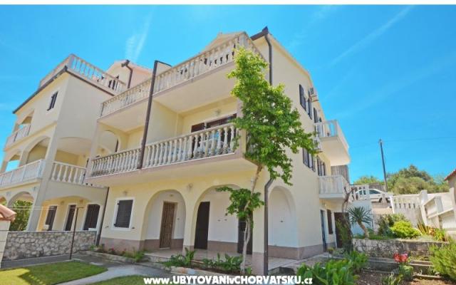 Apartments Marko – Accommodation Trogir Kroatië