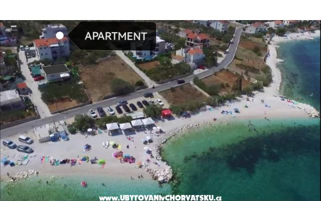 Beach House Pyramis – Accommodation Trogir Kroatië