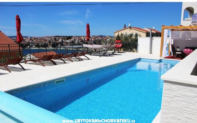 Apartments Zora – Accommodation Trogir Kroatië