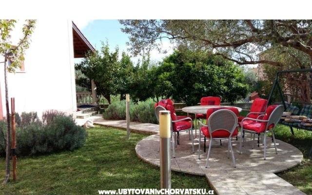 Apartments MAJOS – Accommodation Trogir Kroatië