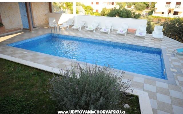 Apartmani &amp; Sobe Jelavić – Accommodation Trogir Kroatië
