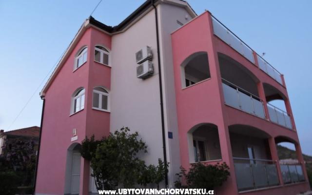 Villa Meli – Accommodation Trogir Kroatië
