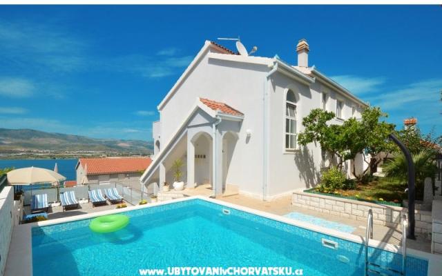 Villa Palada – Accommodation Trogir Kroatië