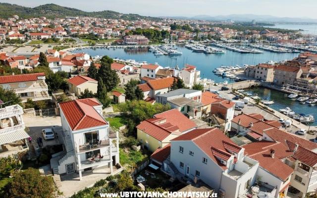 Villa Roza Trogir – Accommodation Trogir Kroatië