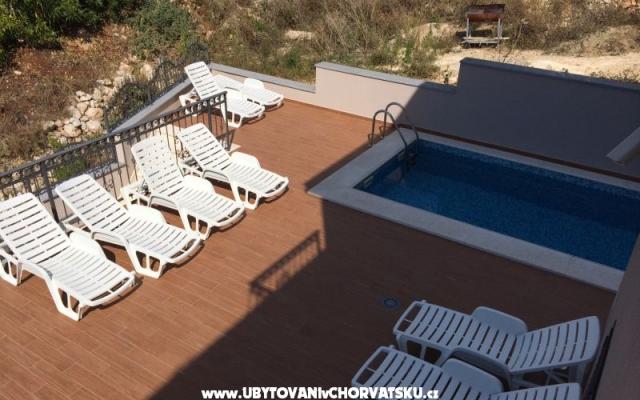 Villa Tatjana – Accommodation Trogir Kroatië