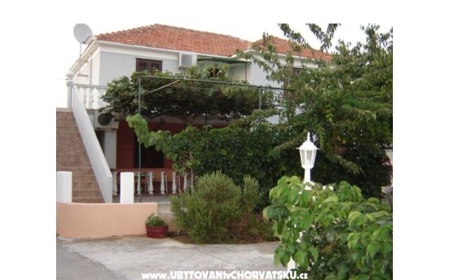 Vukman Apartments – Accommodation Trogir Kroatië