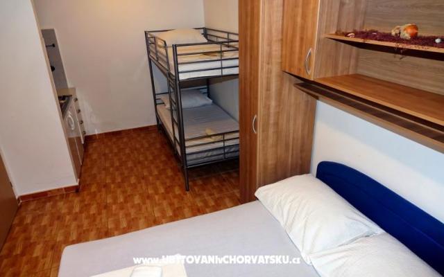 Apartmani Jadranka Vladić – Accommodation Tucepi Kroatië
