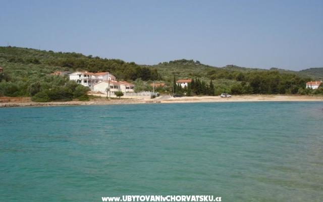 Apartmani Julia – Accommodation Island of  Ugljan Kroatië