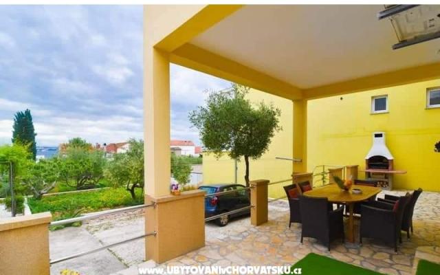 Apartmani Meri – Accommodation Island of  Ugljan Kroatië