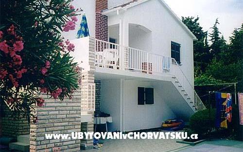 Apartmani Kus – Accommodation Island of  Ugljan Kroatië