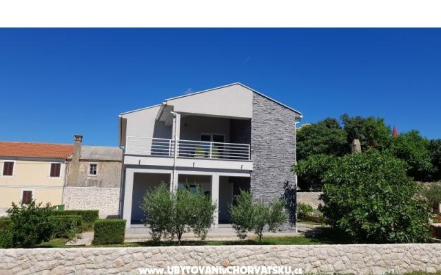 Apartmani Ugljan – Accommodation Island of  Ugljan Kroatië