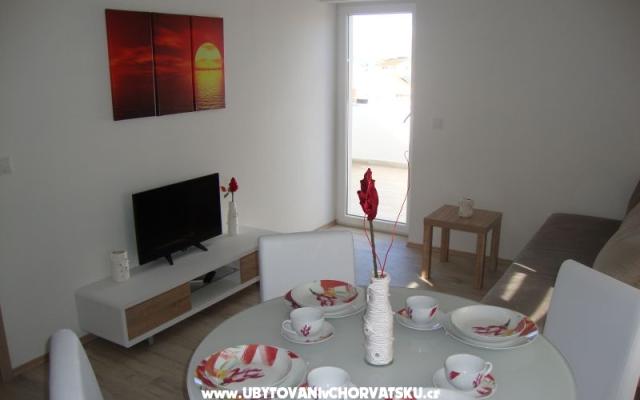 Apartments Longin – Accommodation Island of  Ugljan Kroatië