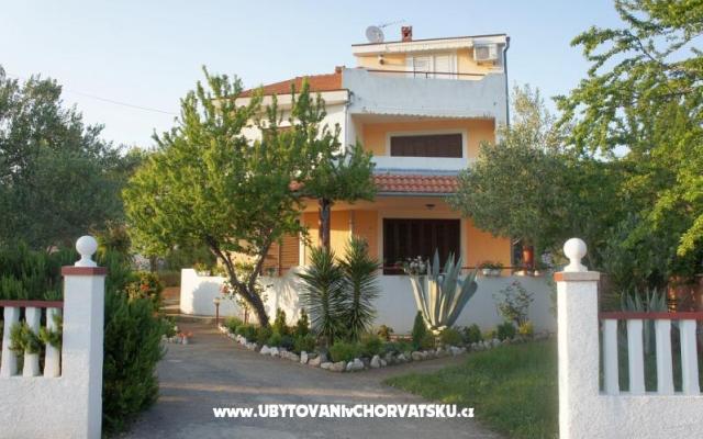 Apartmani Mirjana – Accommodation Island of  Ugljan Kroatië
