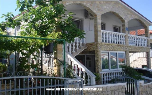 Villa Gronen – Accommodation Island of Vir Kroatië