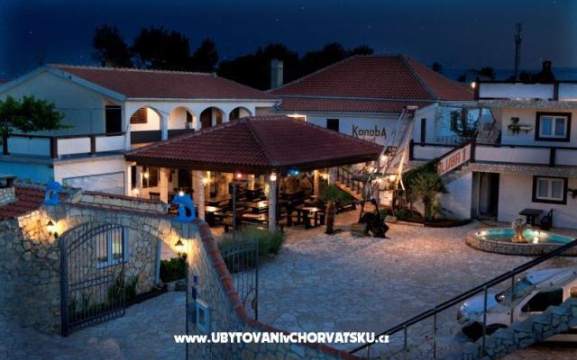 Apartmani Kod Spavalice – Accommodation Island of Vir Kroatië