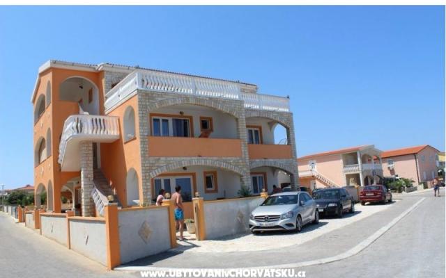 Apartmani Por – Accommodation Island of Vir Kroatië