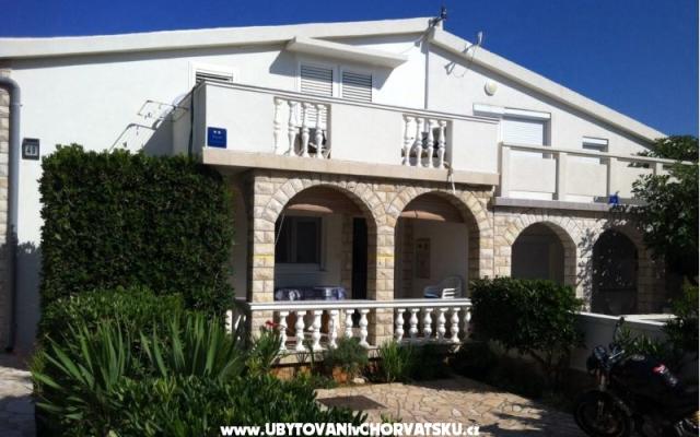 Apartman IVA - VIR – Accommodation Island of Vir Kroatië