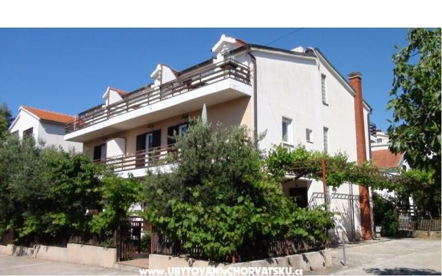 A.P.P. Haus Vinko – Accommodation Vodice Kroatië