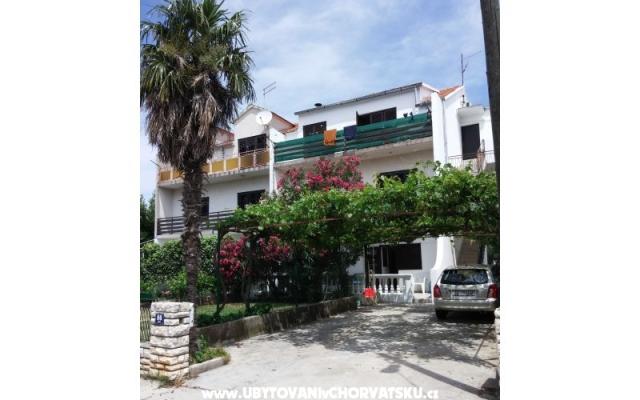 Apartman Mirak – Accommodation Vodice Kroatië