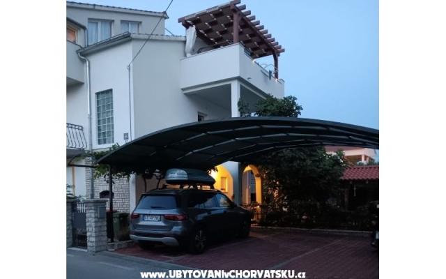 Apartman Viola – Accommodation Vodice Kroatië