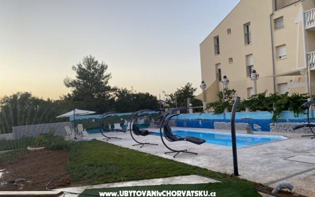 Apartmani Ivan V      RELAX – Accommodation Vodice Kroatië