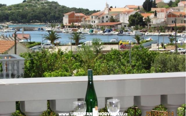 Apartmani Klara  – Accommodation Vodice Kroatië