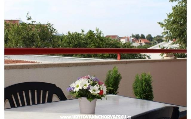 Apartmani Vodice – Accommodation Vodice Kroatië