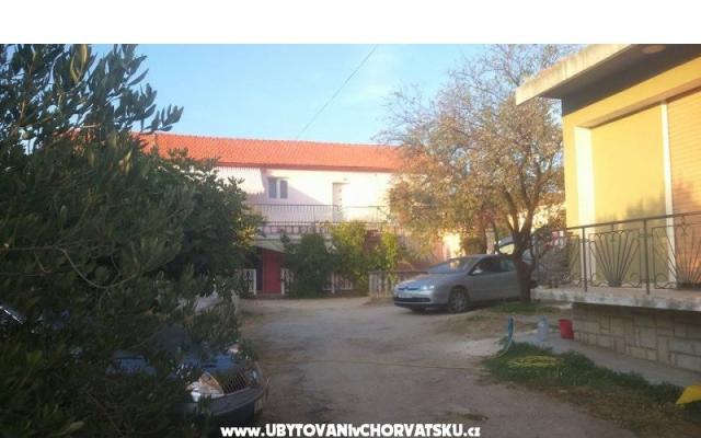 Apartman **Roko* – Accommodation Zadar Kroatië