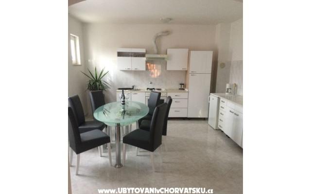 Apartman T &amp; J  – Accommodation Zadar Kroatië