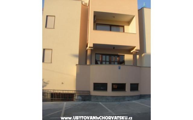 Apartments Bobi – Accommodation Zadar Kroatië