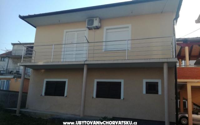 Apartments F – Accommodation Zadar Kroatië