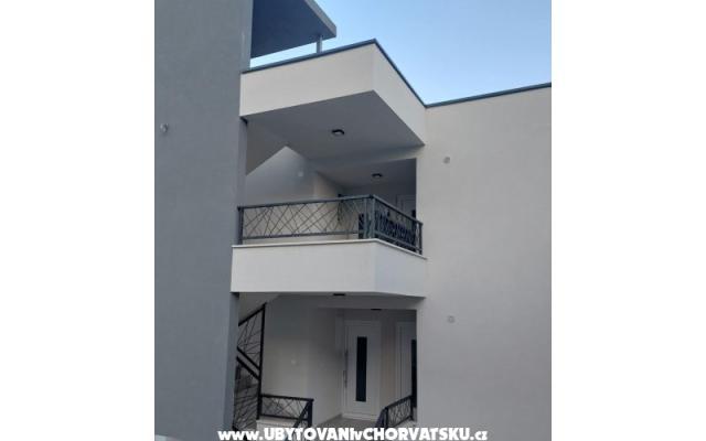 Apartmani Bevanda Zaostrog – Accommodation Zaostrog Kroatië