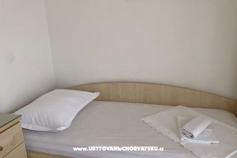 Apartments Jakir – photo 11