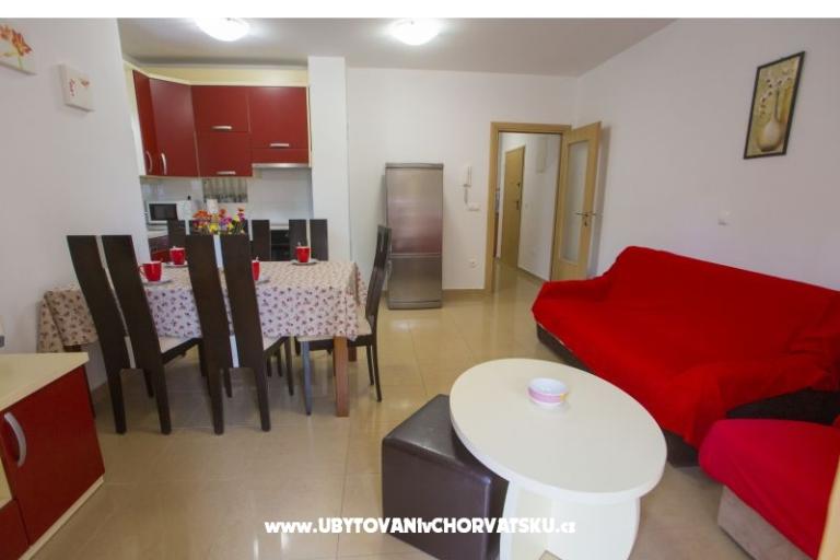 Apartments Jelena i Bojka – photo 17