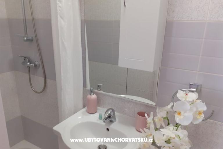 Apartments Nina – photo 9