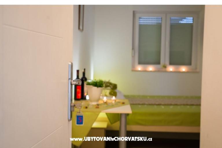 Apartments Šantić – photo 12