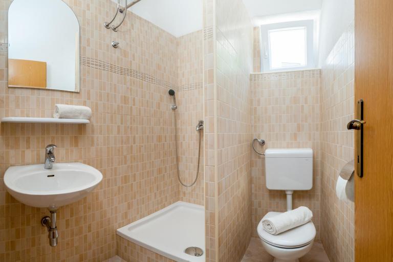 Apartments Zrinka – photo 8