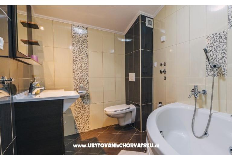 Deluxe Apartments Centar – photo 8