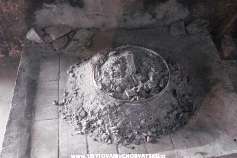 Old stone house – photo 7