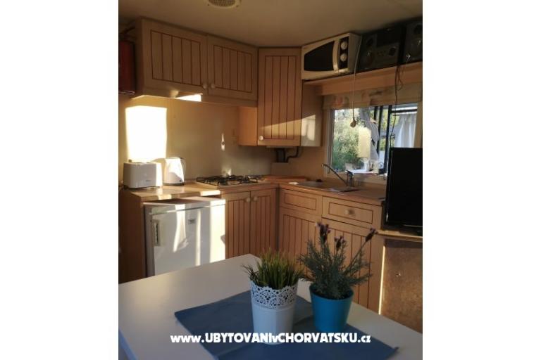Mobile House Maroon – photo 11